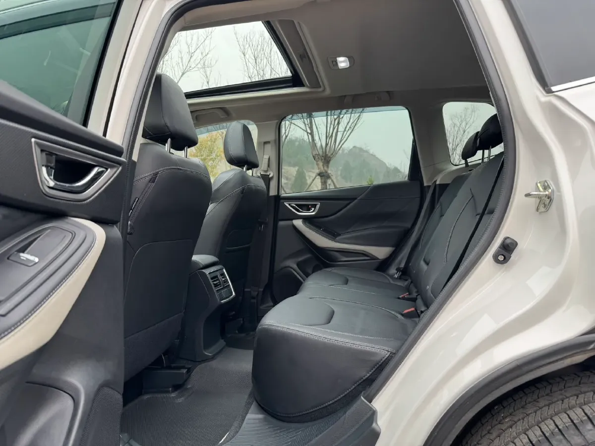 2022 Subaru Forester 2.0L 154HP H4 CVT,autocango,china used car exporter,china ev exporter,chinese used car exporter,chinese used ev exporter