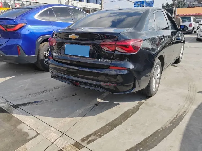 2023 Chevrolet Monza 1.5L 113HP L4 6DCT,autocango,china used car exporter,china ev exporter,chinese used car exporter,chinese used ev exporter