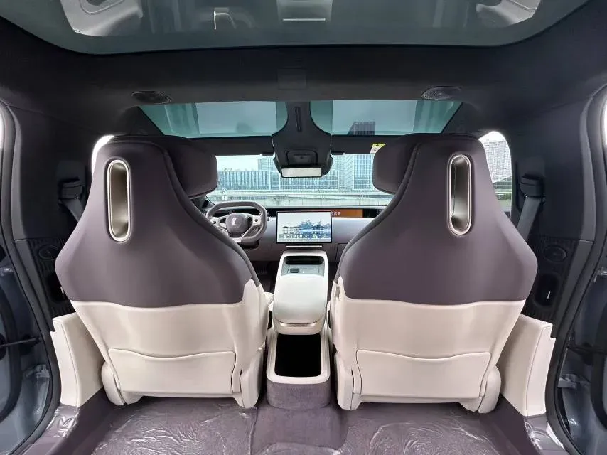 2024 Avatr 12 BEV 94.5KWH,autocango,china used car exporter,china ev exporter,chinese used car exporter,chinese used ev exporter