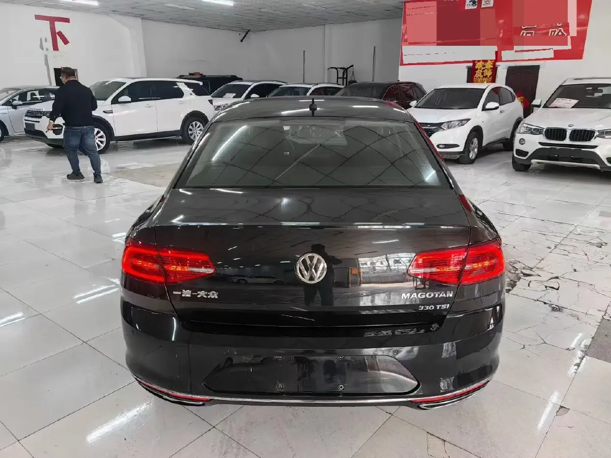 2019 Volkswagen Magotan 2.0T 186HP L4 7DCT,autocango,china used car exporter,china ev exporter,chinese used car exporter,chinese used ev exporter