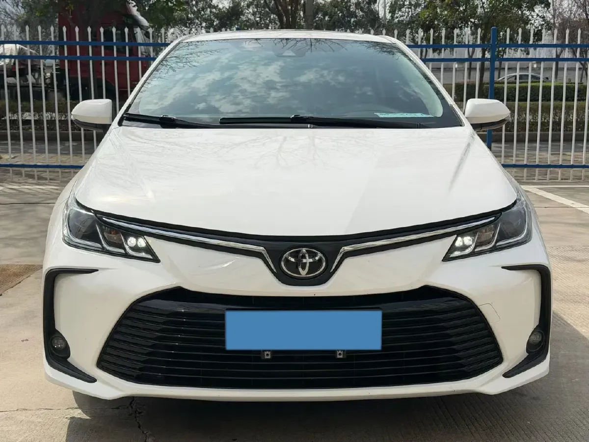 2021 Toyota Corolla 1.2T 116HP L4 CVT,autocango,china used car exporter,china ev exporter,chinese used car exporter,chinese used ev exporter