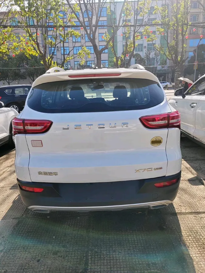 2018 Jetour X70 1.5T 147HP L4 5MT,autocango,china used car exporter,china ev exporter,chinese used car exporter,chinese used ev exporter
