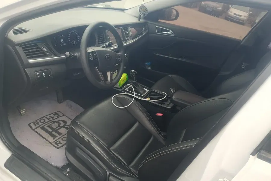 2017 Hyundai Mistra 1.6T 175HP L4 7DCT,autocango,china used car exporter,china ev exporter,chinese used car exporter,chinese used ev exporter