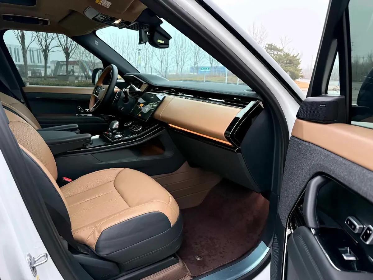 2023 Land Rover Range Rover Sport 3.0T 400HP L6 8AT,autocango,china used car exporter,china ev exporter,chinese used car exporter,chinese used ev exporter