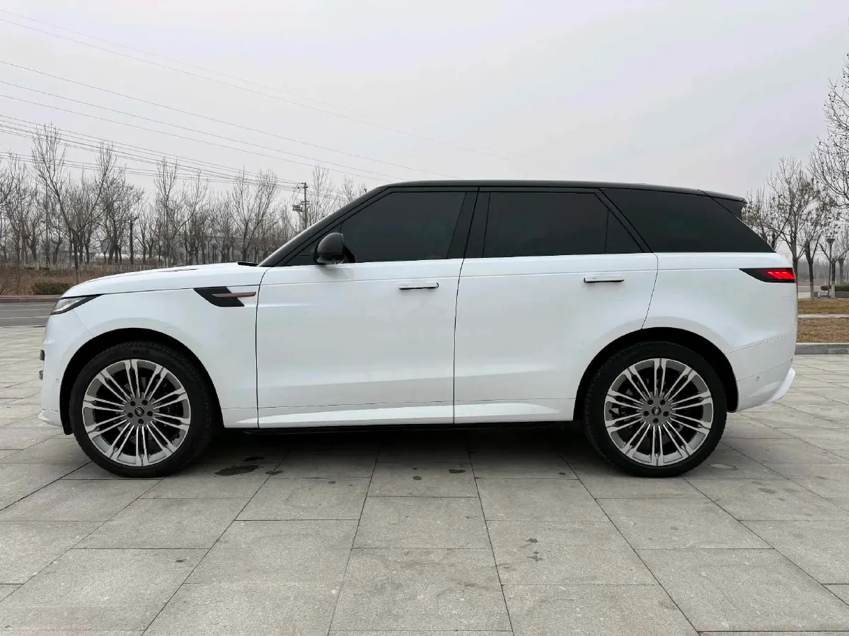 2023 Land Rover Range Rover Sport 3.0T 400HP L6 8AT,autocango,china used car exporter,china ev exporter,chinese used car exporter,chinese used ev exporter