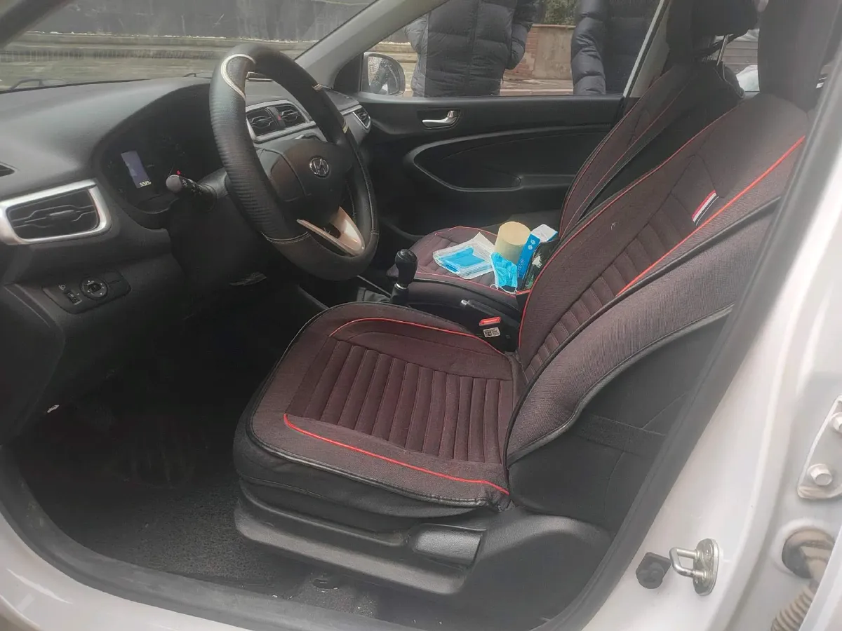 2017 Hyundai Reina 1.4L 95HP L4 5MT,autocango,china used car exporter,china ev exporter,chinese used car exporter,chinese used ev exporter