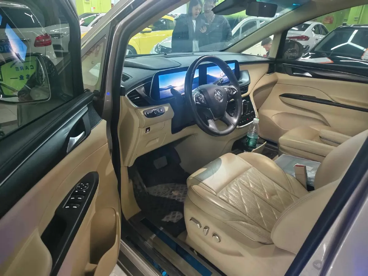 2023 Buick GL8 2.0T 237HP L4 9AT,autocango,china used car exporter,china ev exporter,chinese used car exporter,chinese used ev exporter