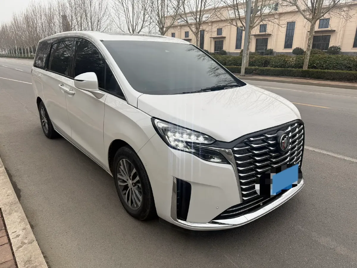 2023 Buick GL8 2.0T 237HP L4 9AT,autocango,china used car exporter,china ev exporter,chinese used car exporter,chinese used ev exporter