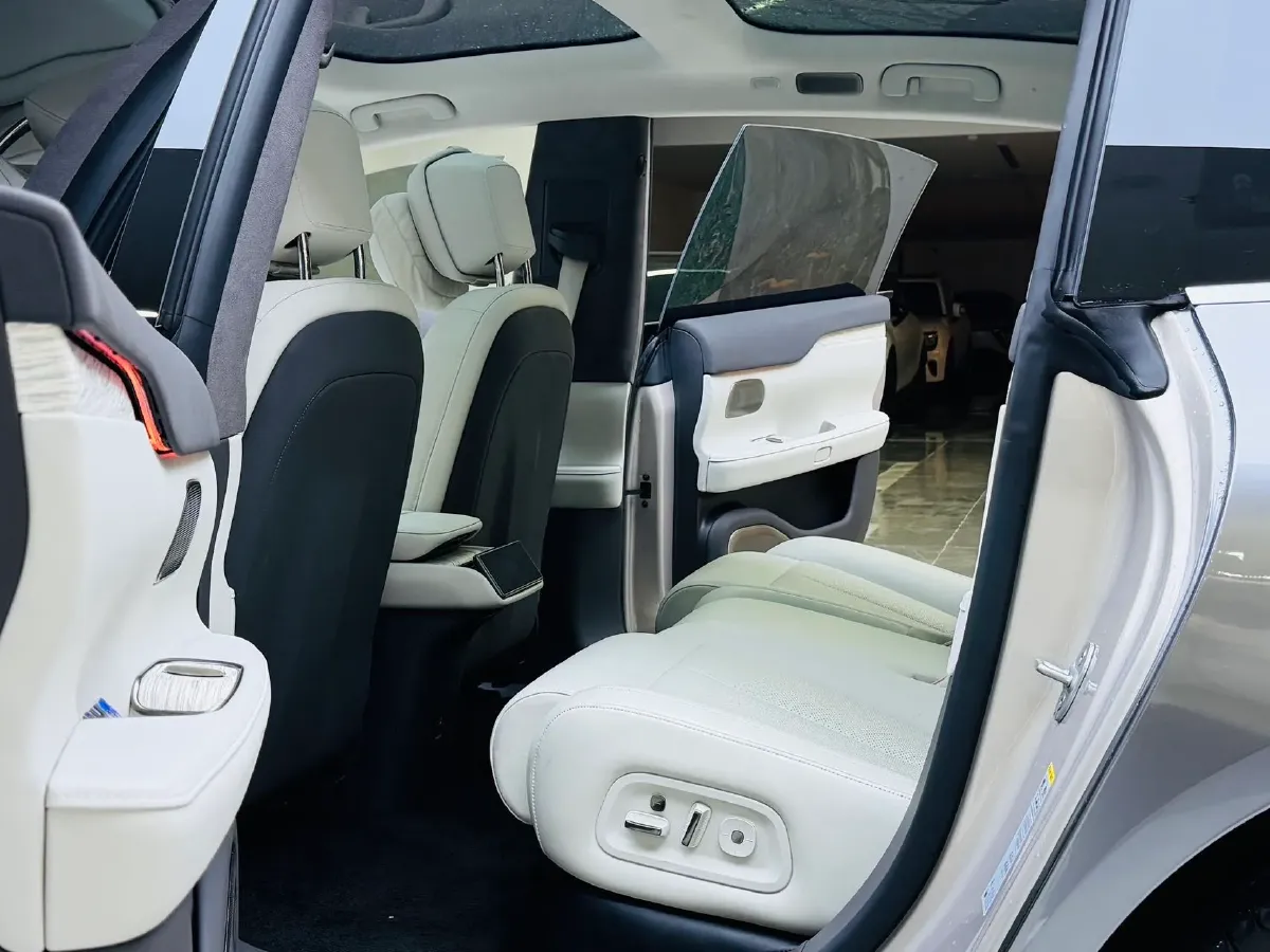 2024 NIO ET7 BEV 75KWH,autocango,china used car exporter,china ev exporter,chinese used car exporter,chinese used ev exporter