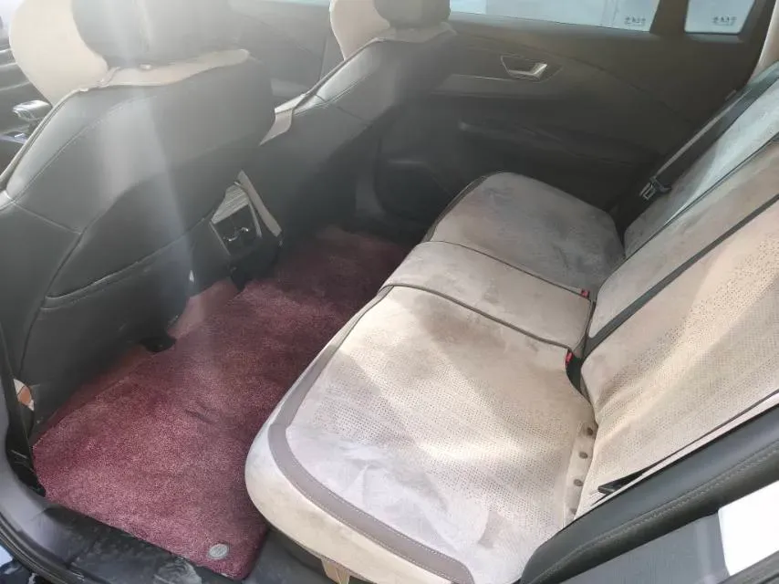 2024 HongQi E-QM5 BEV 72KWH,autocango,china used car exporter,china ev exporter,chinese used car exporter,chinese used ev exporter