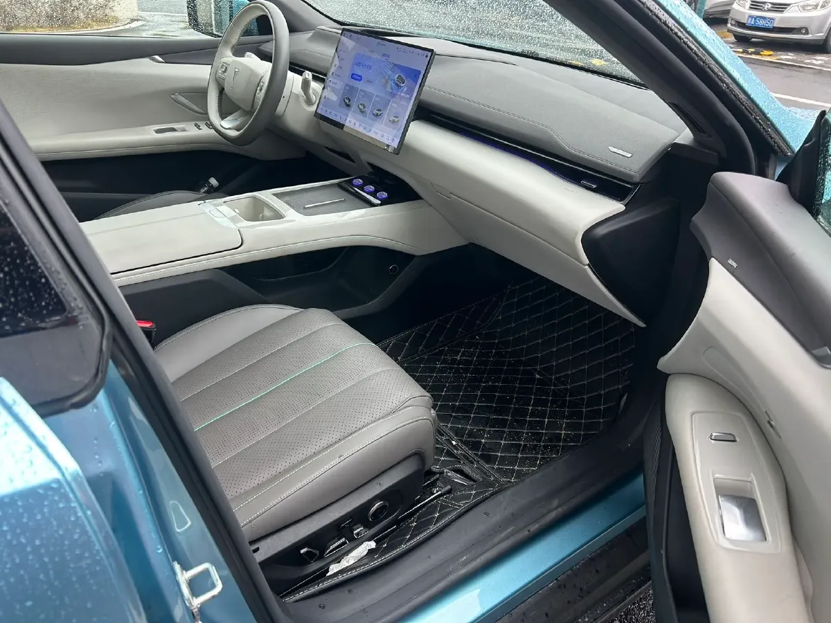 2024 Deepal L07 1.5L 98HP L4 REEV 28.39KWH,autocango,china used car exporter,china ev exporter,chinese used car exporter,chinese used ev exporter