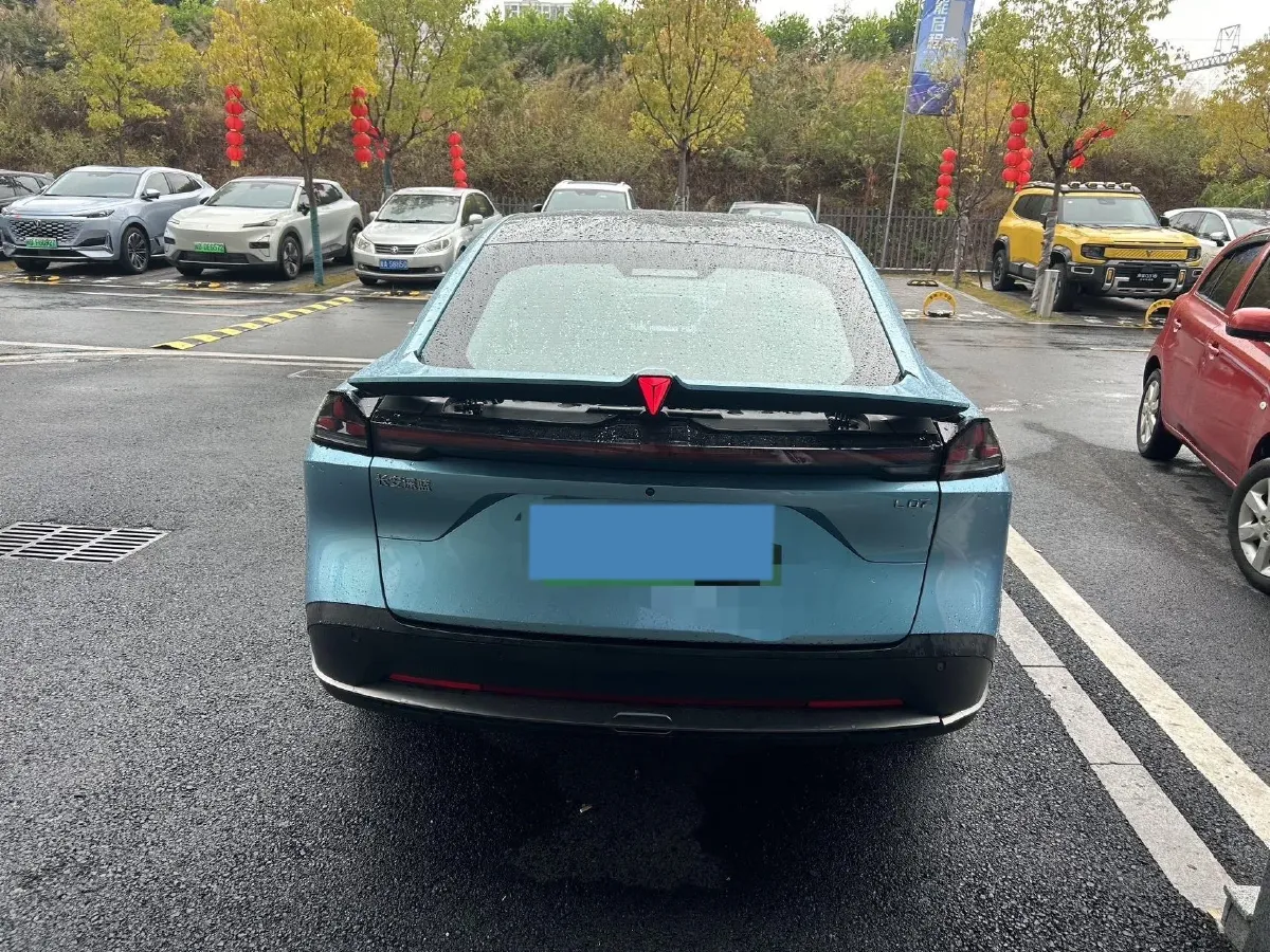 2024 Deepal L07 1.5L 98HP L4 REEV 28.39KWH,autocango,china used car exporter,china ev exporter,chinese used car exporter,chinese used ev exporter