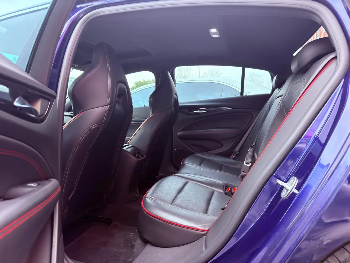 2021 Buick Regal 2.0T 237HP L4 9AT,autocango,china used car exporter,china ev exporter,chinese used car exporter,chinese used ev exporter