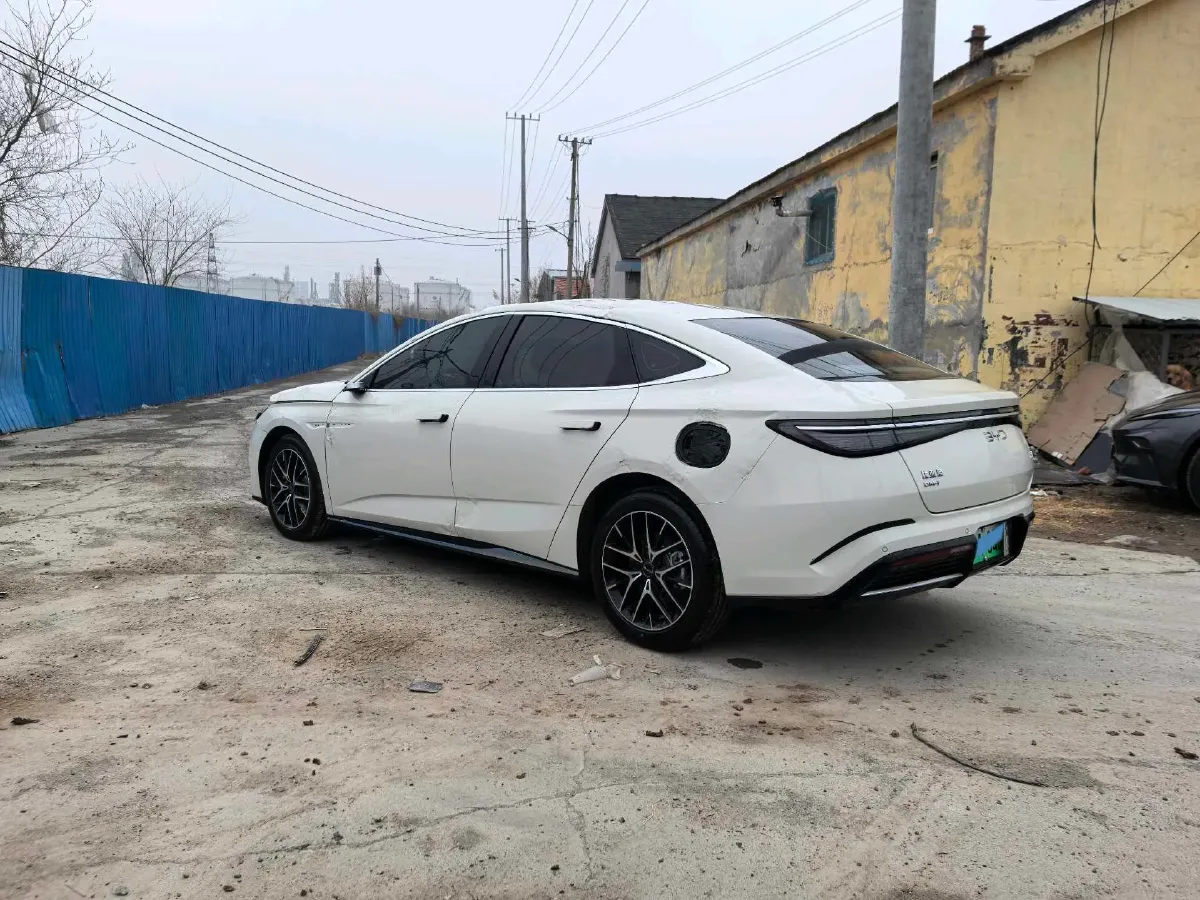 2025 BYD Seal07 DM-i 1.5L 101HP L4 E-CVT PHEV 17.6KWH,autocango,china used car exporter,china ev exporter,chinese used car exporter,chinese used ev exporter