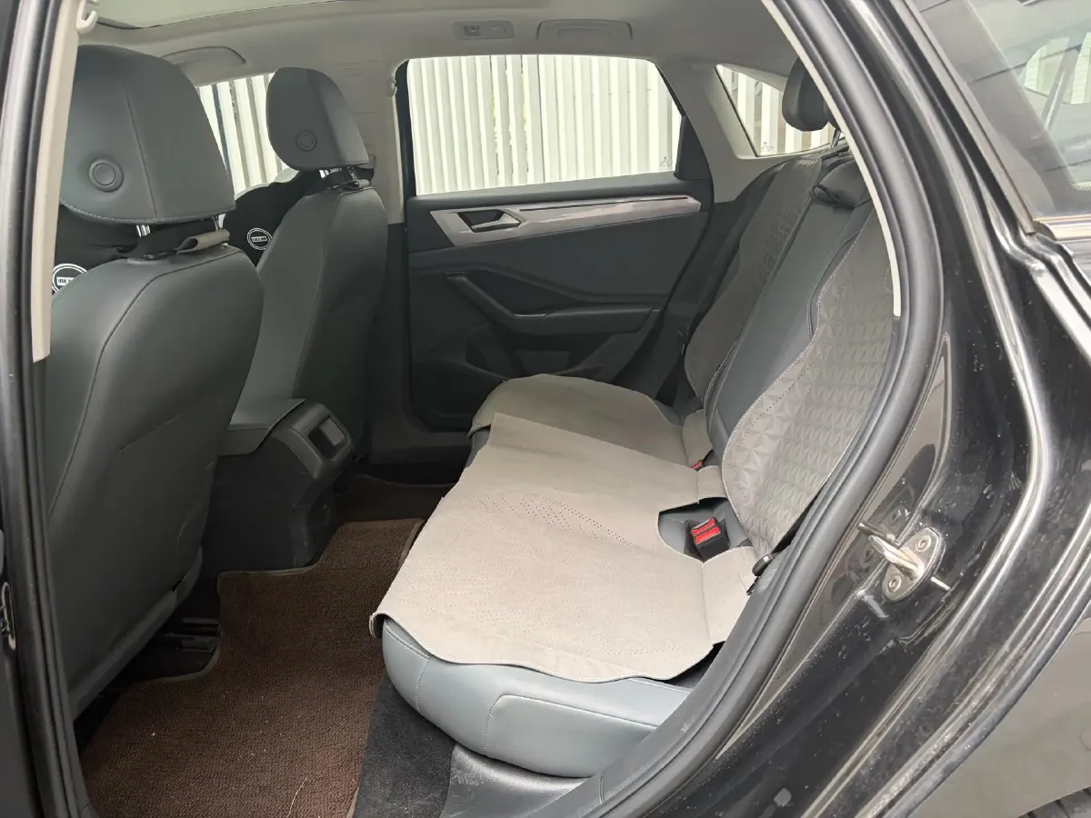 2022 Volkswagen Sagitar 1.2T 116HP L4 7DCT,autocango,china used car exporter,china ev exporter,chinese used car exporter,chinese used ev exporter