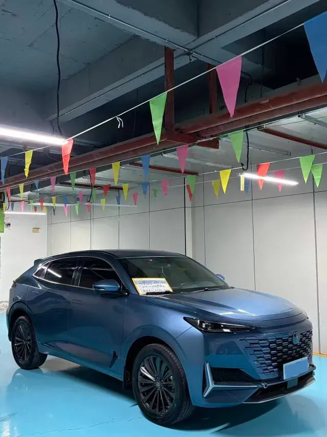 2021 ChangAn UNI-K 2.0T 233HP L4 8AT,autocango,china used car exporter,china ev exporter,chinese used car exporter,chinese used ev exporter