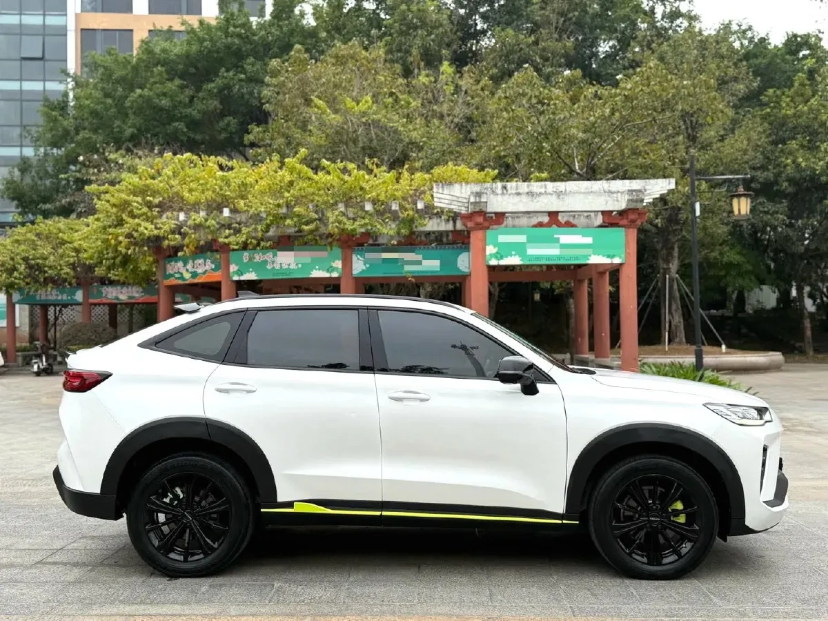 2022 Haval H6S 2.0T 211HP L4 7DCT,autocango,china used car exporter,china ev exporter,chinese used car exporter,chinese used ev exporter