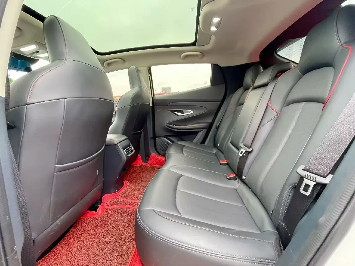 2020 ChangAn UNI-T 1.5T 180HP L4 7DCT,autocango,china used car exporter,china ev exporter,chinese used car exporter,chinese used ev exporter