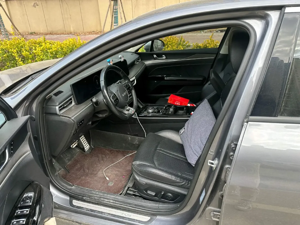 2021 Toyota Camry 2.0L 178HP L4 CVT,autocango,china used car exporter,china ev exporter,chinese used car exporter,chinese used ev exporter