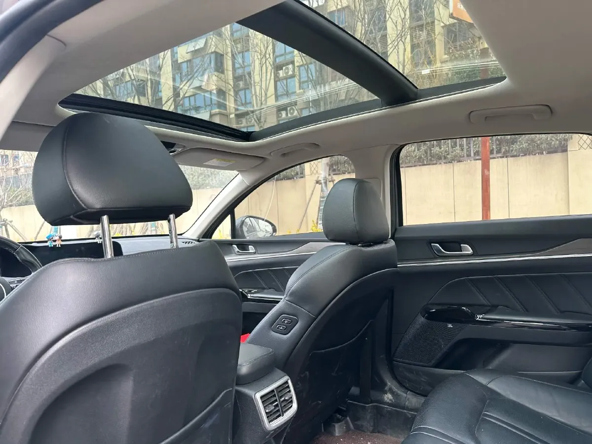 2021 Toyota Camry 2.0L 178HP L4 CVT,autocango,china used car exporter,china ev exporter,chinese used car exporter,chinese used ev exporter