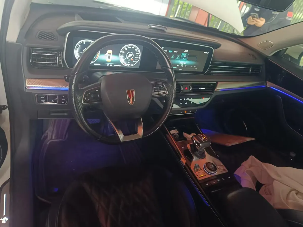 2019 HongQi HS5 2.0T 224HP L4 6AT,autocango,china used car exporter,china ev exporter,chinese used car exporter,chinese used ev exporter