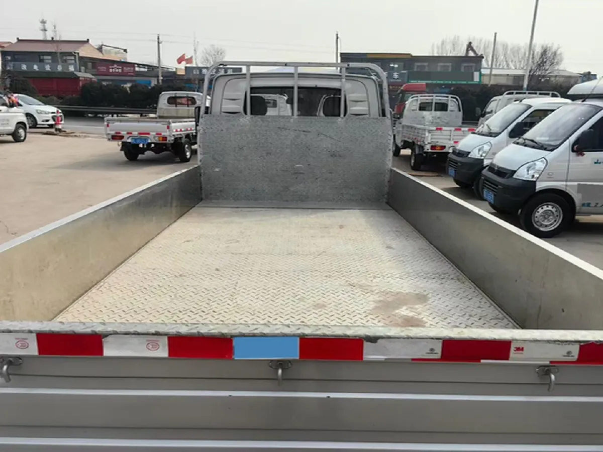 2023 WuLing Loong Truck 2.0L 136HP L4 5MT,autocango,china used car exporter,china ev exporter,chinese used car exporter,chinese used ev exporter