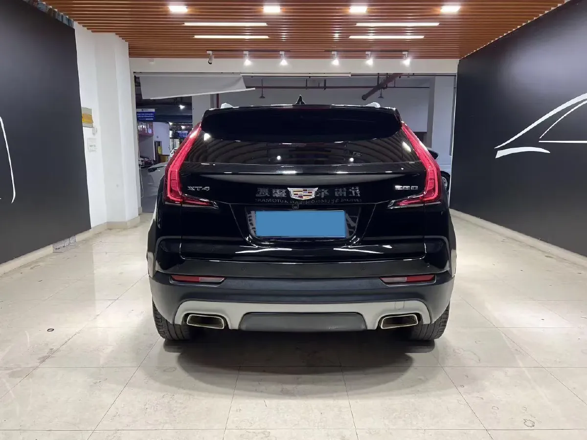2021 Cadillac XT4 2.0T 237HP L4 9AT,autocango,china used car exporter,china ev exporter,chinese used car exporter,chinese used ev exporter