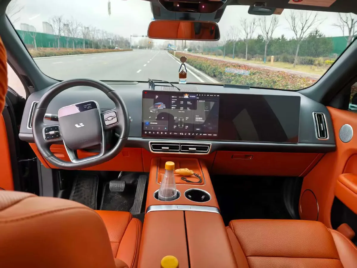 2023 Li L9 Range Extended 154HP REEV 42.6KWH,autocango,china used car exporter,china ev exporter,chinese used car exporter,chinese used ev exporter