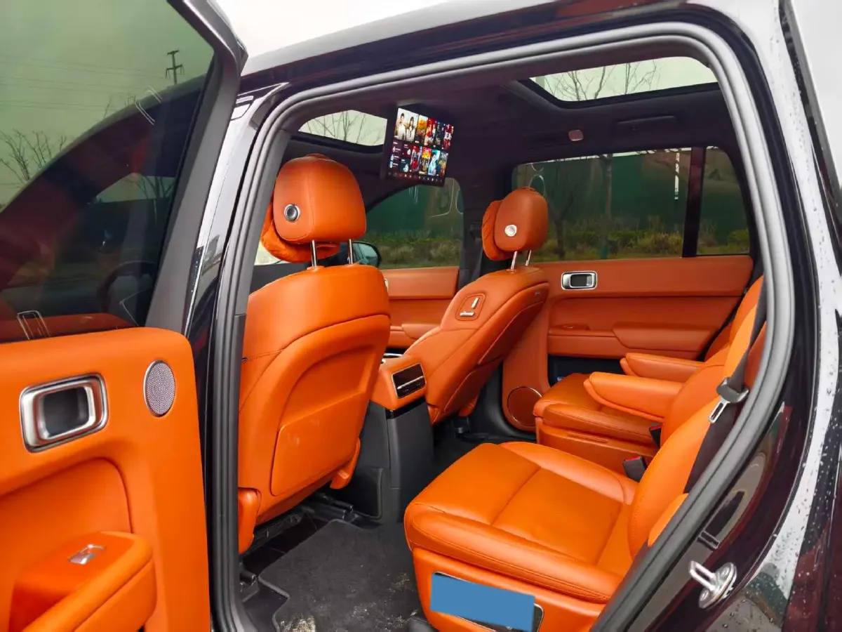 2023 Li L9 Range Extended 154HP REEV 42.6KWH,autocango,china used car exporter,china ev exporter,chinese used car exporter,chinese used ev exporter