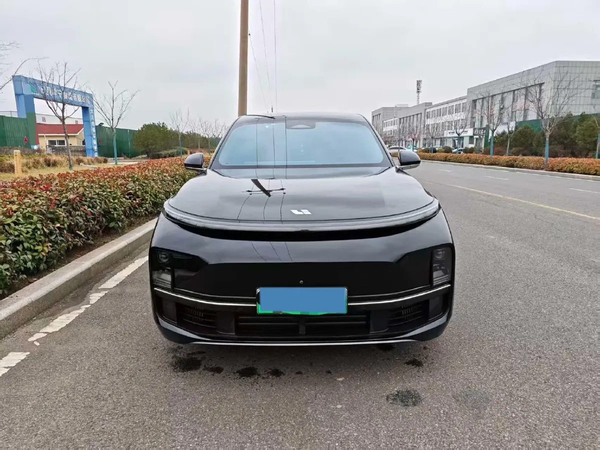 2023 Li L9 Range Extended 154HP REEV 42.6KWH,autocango,china used car exporter,china ev exporter,chinese used car exporter,chinese used ev exporter