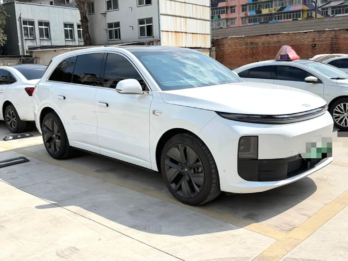 2024 Li L6 Range Extended 154HP L4 REEV 36.8KWH,autocango,china used car exporter,china ev exporter,chinese used car exporter,chinese used ev exporter