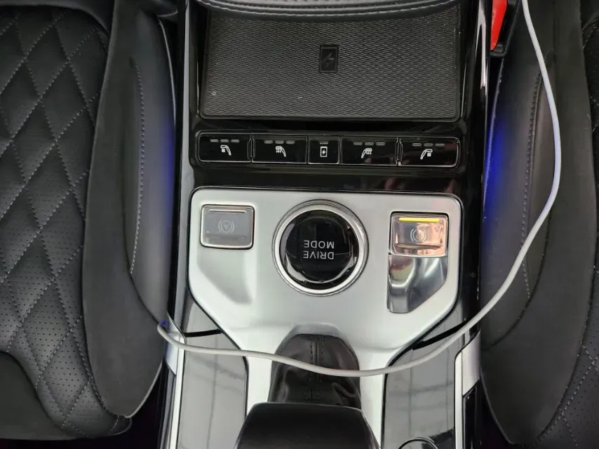 2019 HongQi HS5 2.0T 224HP L4 6AT,autocango,china used car exporter,china ev exporter,chinese used car exporter,chinese used ev exporter