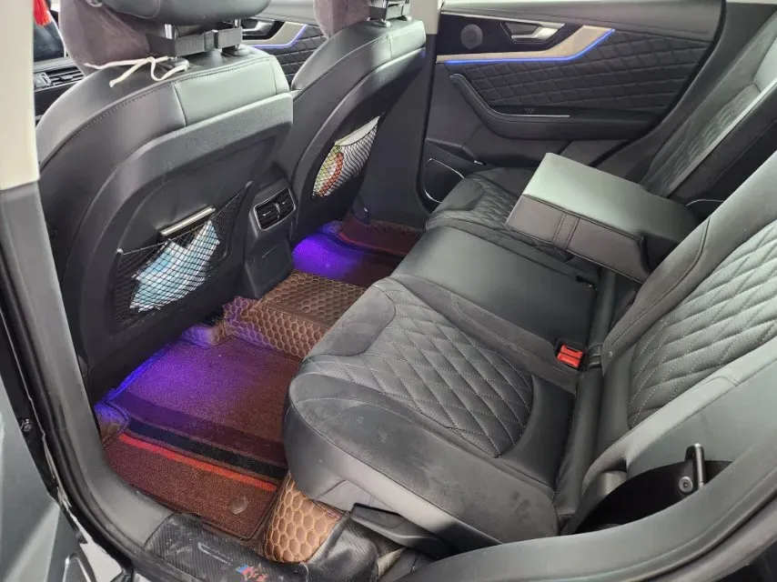 2019 HongQi HS5 2.0T 224HP L4 6AT,autocango,china used car exporter,china ev exporter,chinese used car exporter,chinese used ev exporter