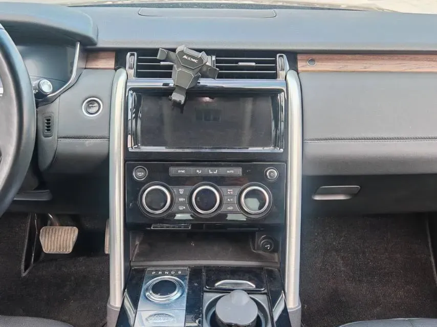 2018 Land Rover Discovery 3.0T 340HP V6 8AT,autocango,china used car exporter,china ev exporter,chinese used car exporter,chinese used ev exporter