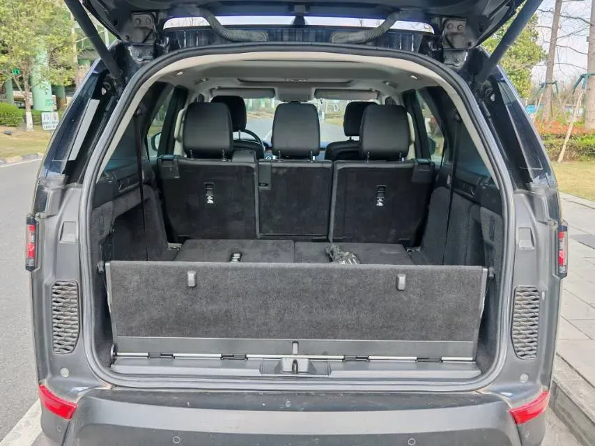 2018 Land Rover Discovery 3.0T 340HP V6 8AT,autocango,china used car exporter,china ev exporter,chinese used car exporter,chinese used ev exporter