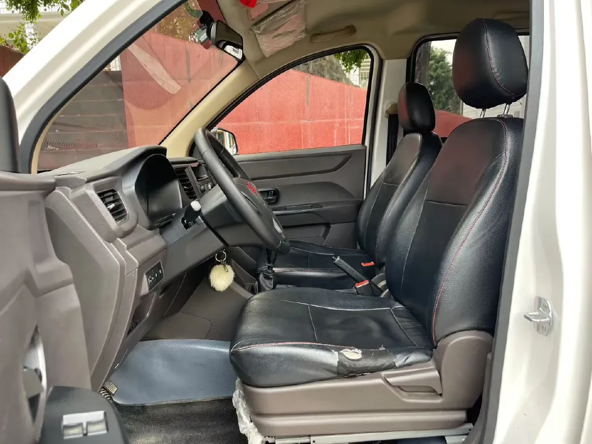 2022 JinBei Little Sea Lion X30 1.5L 102HP L4 5MT,autocango,china used car exporter,china ev exporter,chinese used car exporter,chinese used ev exporter