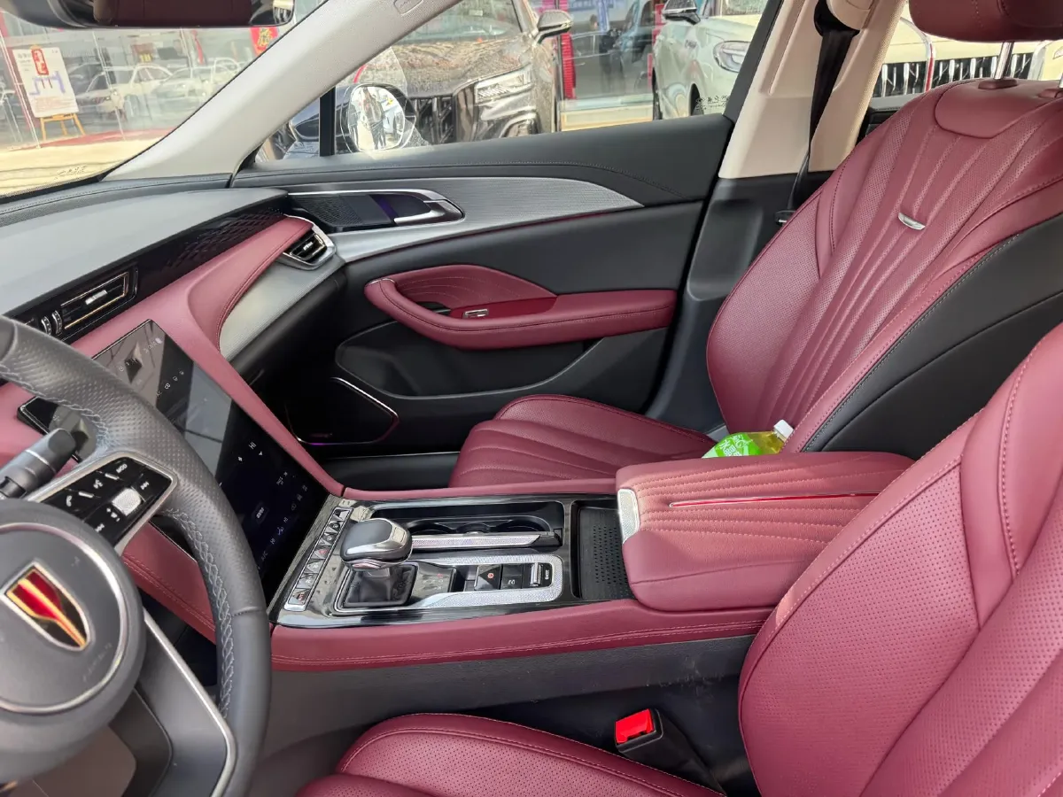 2023 HongQi H5 2.0T 224HP L4 8AT,autocango,china used car exporter,china ev exporter,chinese used car exporter,chinese used ev exporter