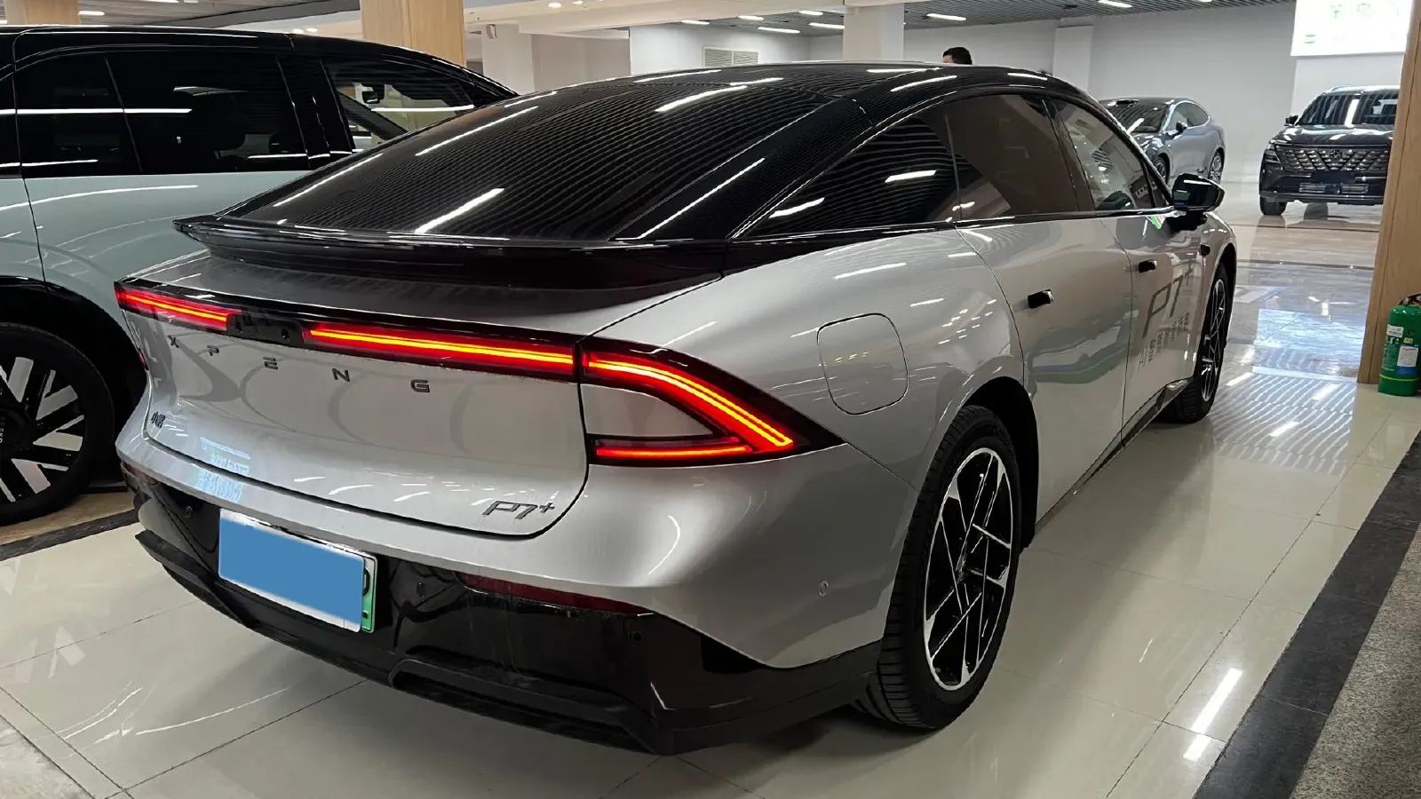 2024 Xpeng P7+ BEV 60.7KWH,autocango,china used car exporter,china ev exporter,chinese used car exporter,chinese used ev exporter