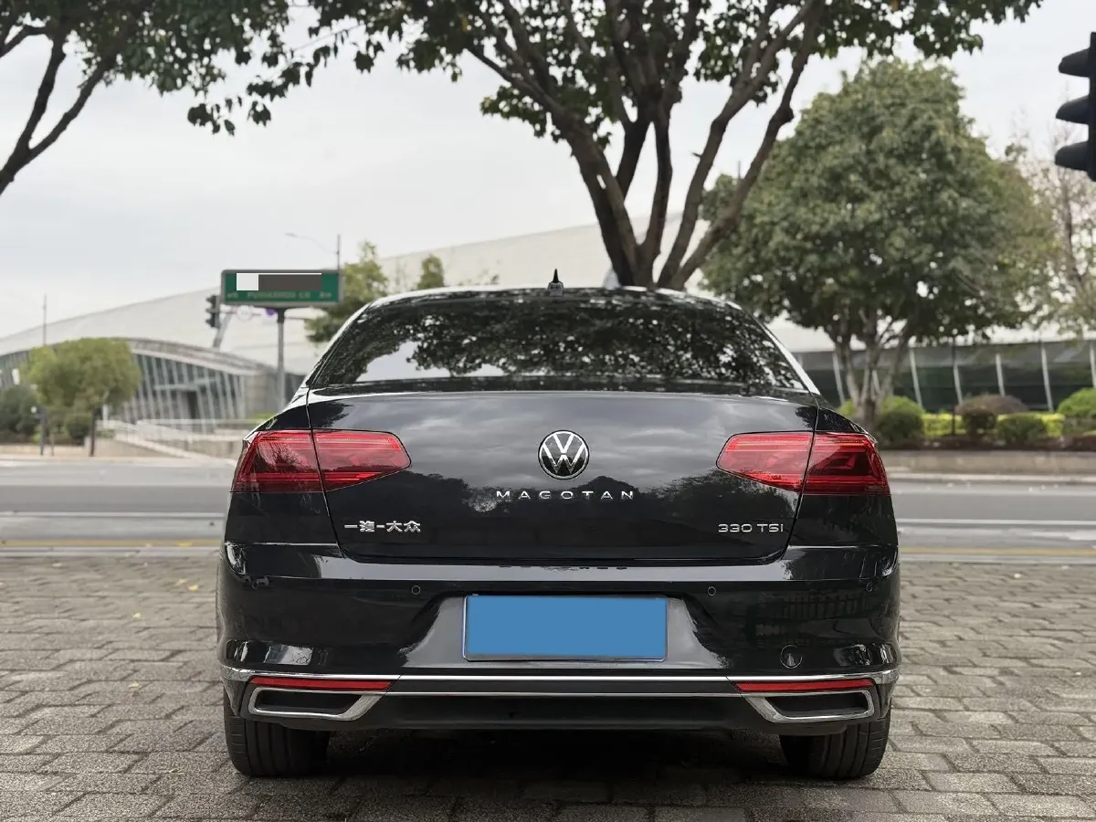2020 Volkswagen Magotan 2.0T 186HP L4 7DCT,autocango,china used car exporter,china ev exporter,chinese used car exporter,chinese used ev exporter