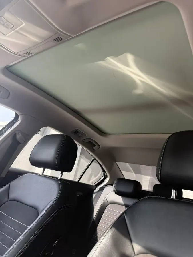 2021 Volkswagen Magotan 2.0T 186HP L4 7DCT,autocango,china used car exporter,china ev exporter,chinese used car exporter,chinese used ev exporter