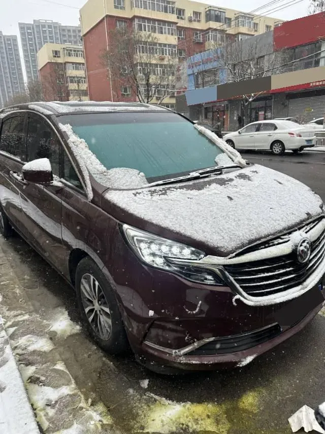 2022 Buick GL8 2.0T 237HP L4 9AT,autocango,china used car exporter,china ev exporter,chinese used car exporter,chinese used ev exporter