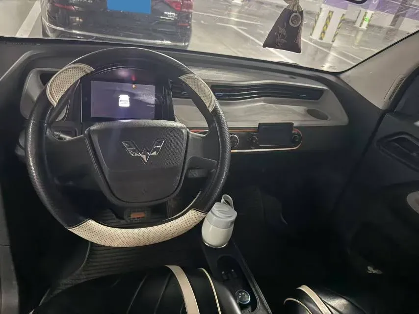 2020 WuLing HongGuang MINI EV BEV 13.8KWH,autocango,china used car exporter,china ev exporter,chinese used car exporter,chinese used ev exporter