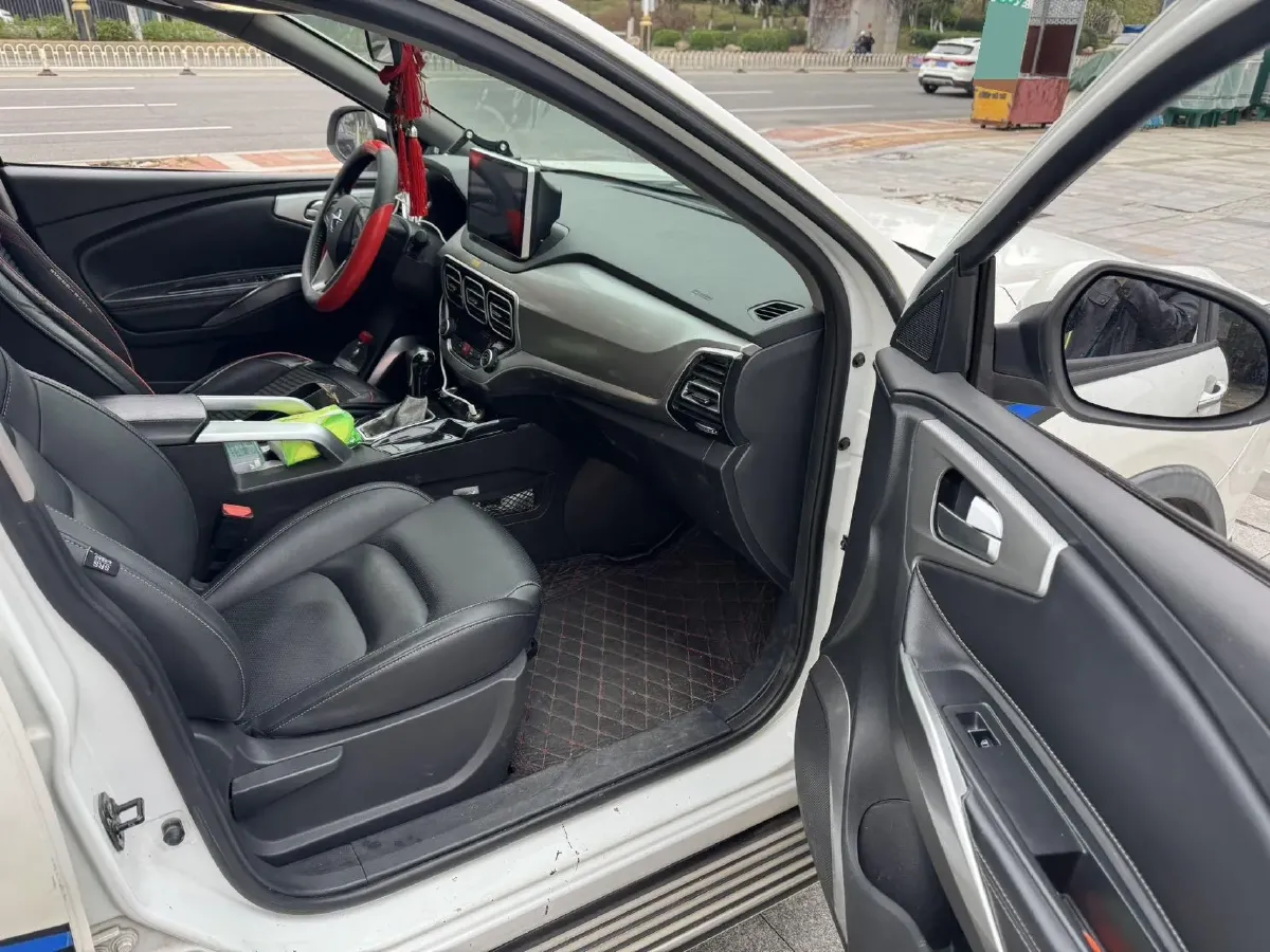 2019 HaiMa S5 1.5T 163HP L4 CVT,autocango,china used car exporter,china ev exporter,chinese used car exporter,chinese used ev exporter