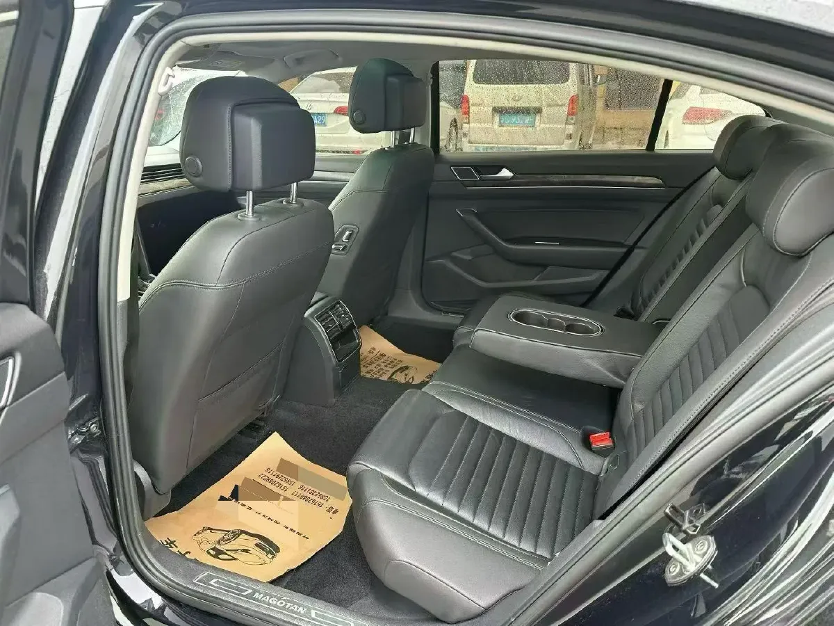 2020 Volkswagen Magotan 2.0T 186HP L4 7DCT,autocango,china used car exporter,china ev exporter,chinese used car exporter,chinese used ev exporter