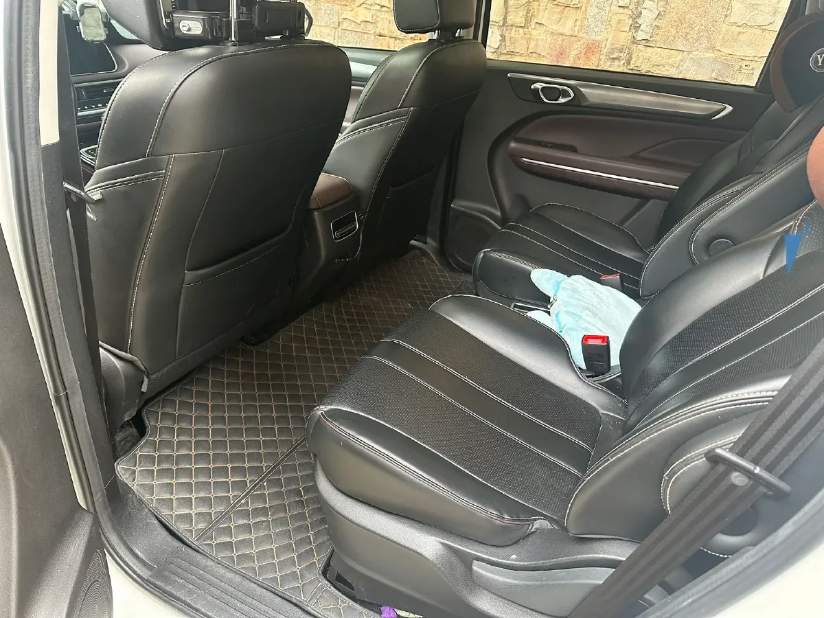 2023 GAC Trumpchi M6 1.5T 177HP L4 7DCT,autocango,china used car exporter,china ev exporter,chinese used car exporter,chinese used ev exporter