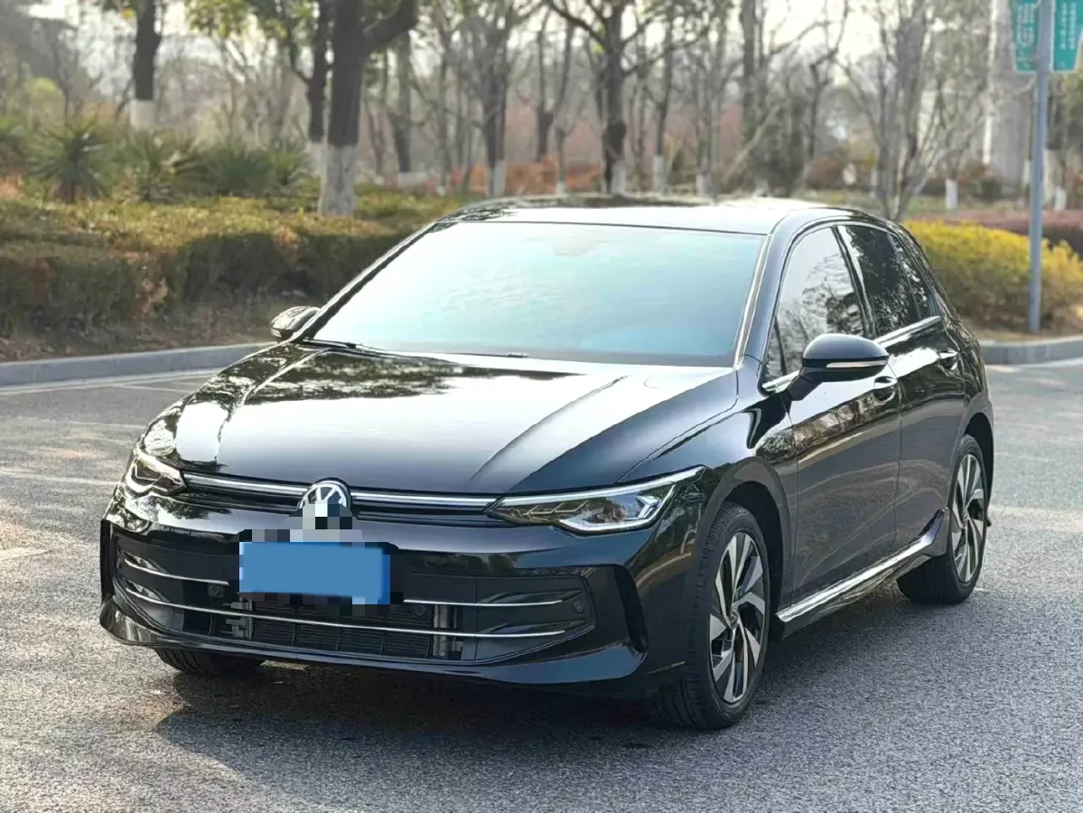 2025 Volkswagen Golf 1.5T 160HP L4 7DCT,autocango,china used car exporter,china ev exporter,chinese used car exporter,chinese used ev exporter