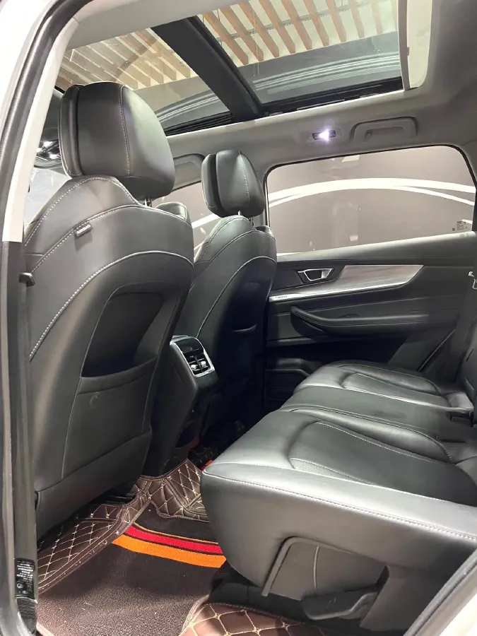 2021 Chery Tiggo 8 1.6T 197HP L4 7DCT,autocango,china used car exporter,china ev exporter,chinese used car exporter,chinese used ev exporter