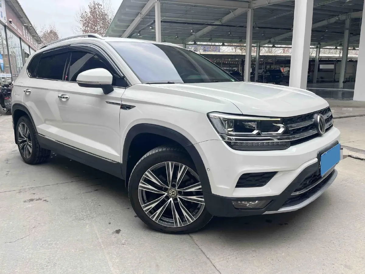 2019 Jeep Compass 1.3T 173HP L4 9AT,autocango,china used car exporter,china ev exporter,chinese used car exporter,chinese used ev exporter