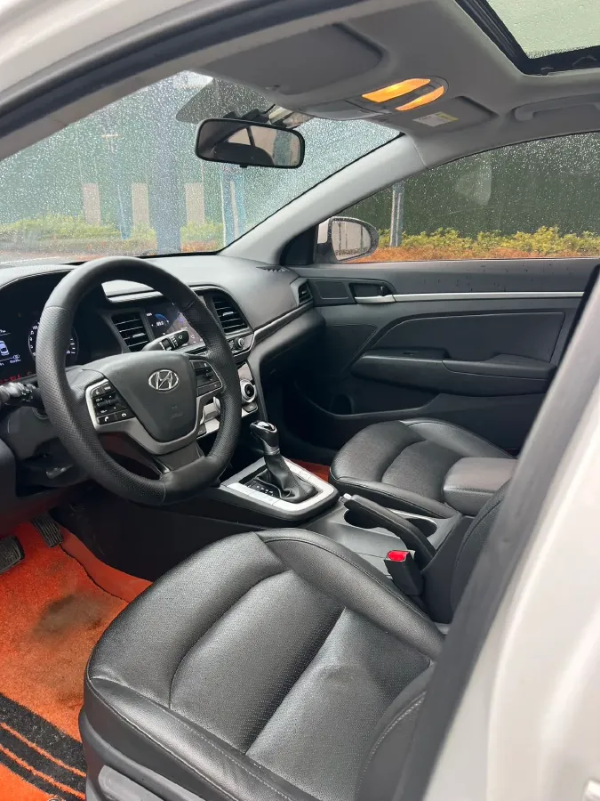 2020 Hyundai Elantra 1.5L 115HP L4 CVT,autocango,china used car exporter,china ev exporter,chinese used car exporter,chinese used ev exporter