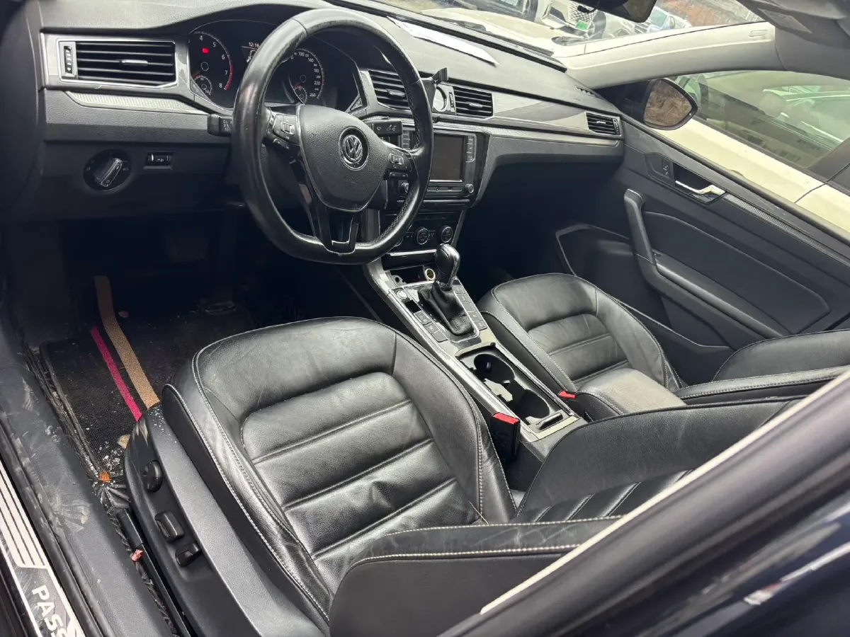 2017 Volkswagen Passat 1.8T 180HP L4 7DCT,autocango,china used car exporter,china ev exporter,chinese used car exporter,chinese used ev exporter